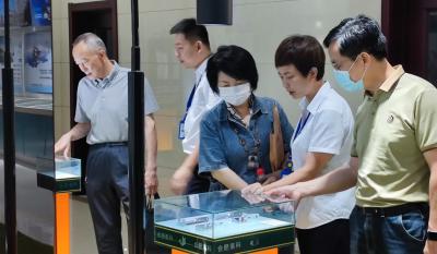 新民教育集团安徽合肥机电技师学院辅导光临我司参观调查